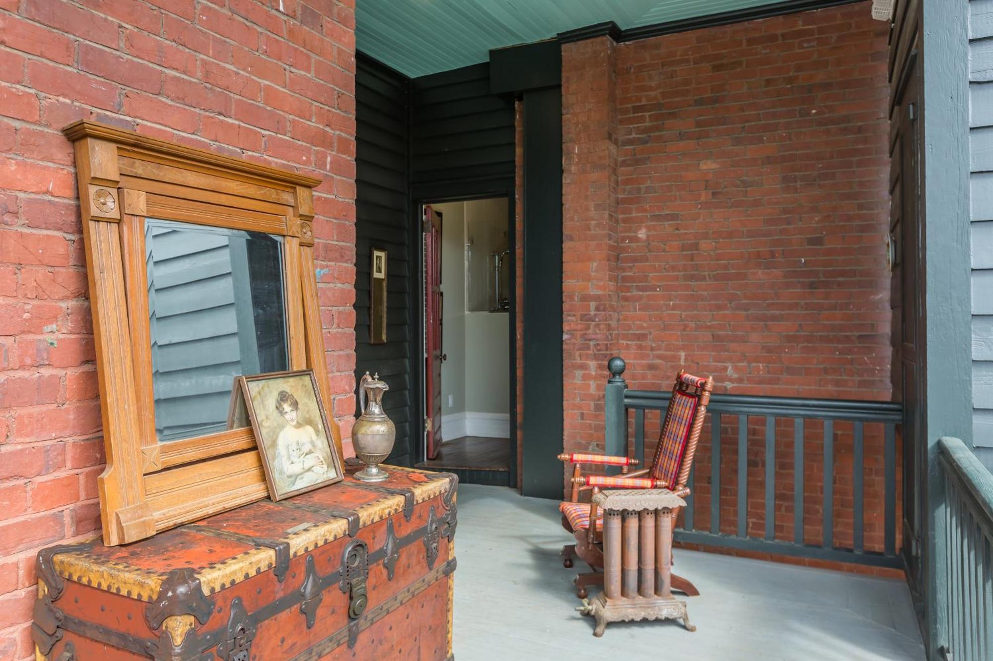 Summit Street Inns * Winston-Salem